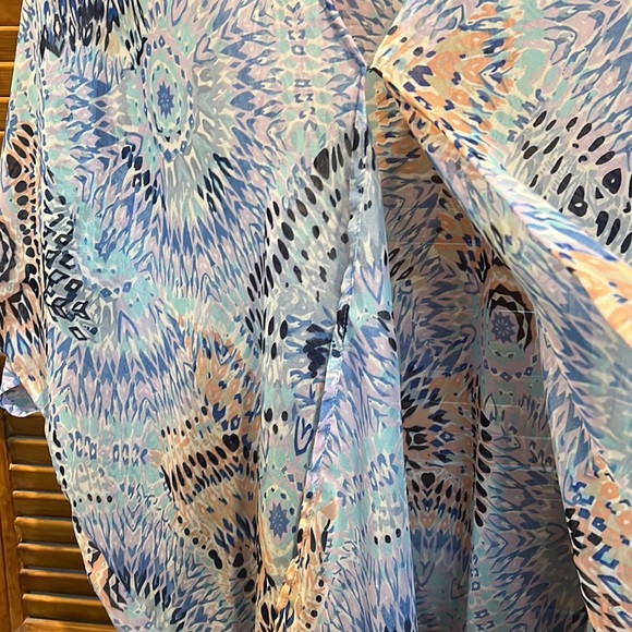 Swimsuit cover up - Picture 3 of 4